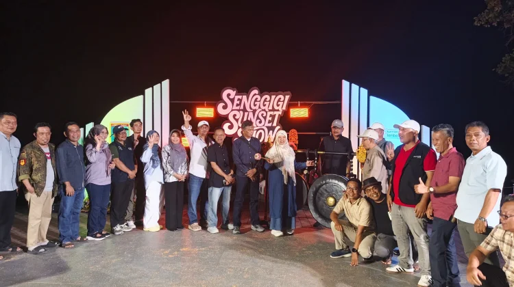 Senggigi Sunset Show Mengubah Wajah Wisata dan Ekonomi Lombok Barat