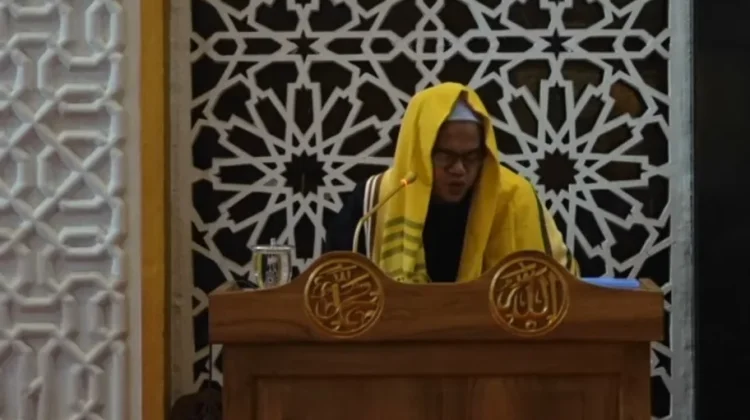 Kajian Subuh di Islamic Center NTB, Renungi Kebesaran Allah melalui Surah Qaf