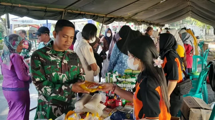 Semarak Menyambut HUT TNI Ke-81, UMKM Lokal Laris Manis Kebanjiran Pembeli