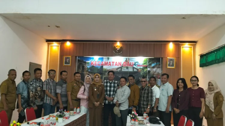 Dekatkan Layanan, Camat Lobar Pelajari Strategi Kecamatan Dau Malang