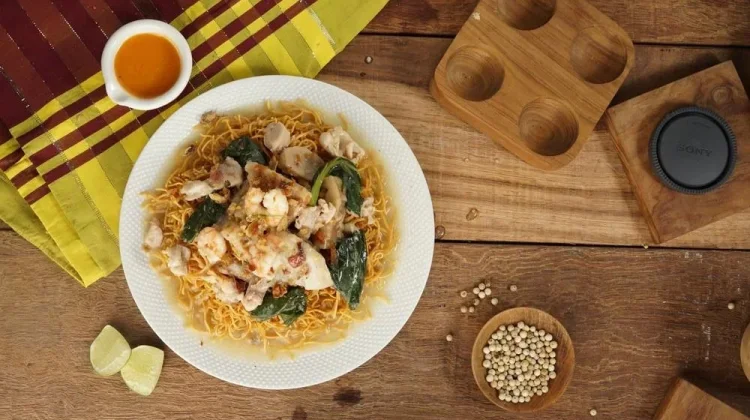 Mie Titi, Kuliner Khas Makassar Serapan dari Tionghoa