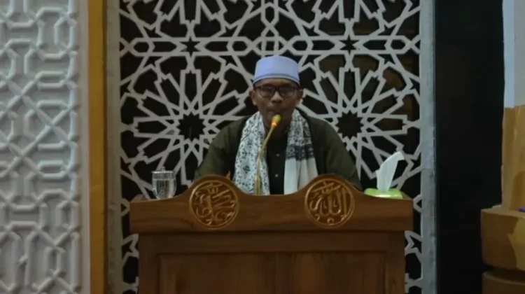 TGH Masruri Pardi Ingatkan Bahaya Kesombongan dalam Kajian Tafsir Adz-Dzariyat