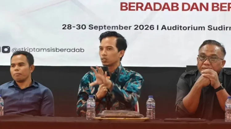 KPU Bima Ajak Mahasiswa Baru STKIP Tamsis Jadi Pemilih Berkarakter