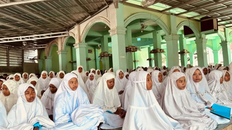 16 Siswa SMPN 1 Praya Tengah, Ikuti Program Mondok untuk Perdalam Agama