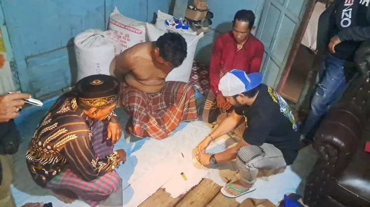 12 Paket Diduga Sabu Disita dari Desa Simpasai Kabupaten Bima