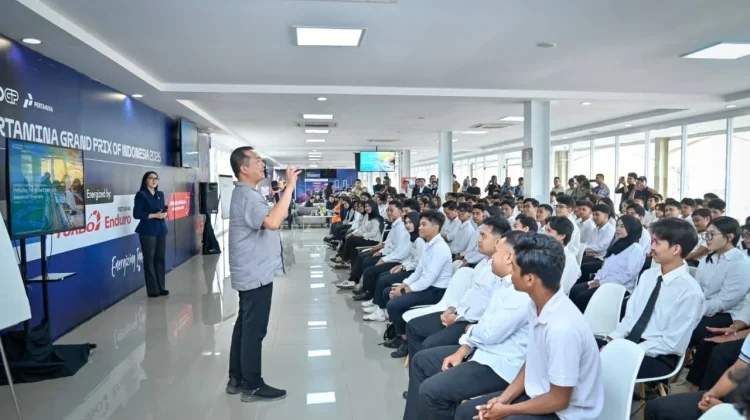 Gubernur Iqbal Suntik Semangat Volunteer MotoGP 2026
