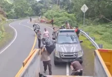 Kepolisian Gelar Kerja Bakti Lintas Sektoral di Kawasan Wisata Sembalu