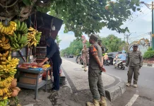 Satpol PP Awasi Warung dan Hiburan saat Ramadan