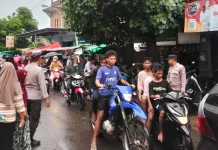 Pasar Takjil Ramai, Polres Bima Siaga Cegah Macet dan Kriminalitas