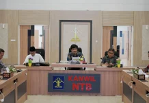 Kanwil Kemenkum NTB Harmonisasi 3 Raperbup Kabupaten Sumbawa Barat