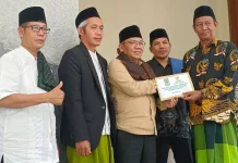 Safari Ramadan di Gangga, Bupati KLU Serap Aspirasi Warga dan Serahkan Bantuan