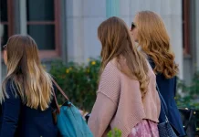 Pemudi di AS Tuntut Meta dan YouTube karena Bikin Gangguan Mental