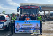 Kampanyekan Mudik jelang Lebaran, Satlantas Polres Bima Sapa Sopir di Terminal