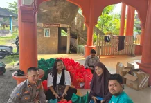 Berkah Ramadan, Pantai Asuhan di Lombok Tengah Terima Bantuan Al Qur'an dan Sembako