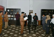 Sekda Lotim Lantik Tiga Pejabat Administrator dan Pengawas
