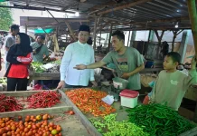 Harga Sembako di Pasar Tana Mira Stabil, Cabai Fluktuatif