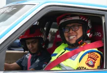Wisatawan Mancanegara Ikut Rasakan Taxi Drift jelang Berbuka