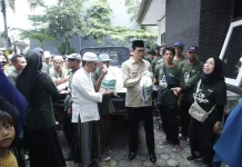 Petugas Kebersihan Lombok Tengah, Terima Bantuan Beras