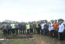 Najmul Akhyar Letakkan Batu Pertama Sekolah Rakyat di Gumantar, Akses Pendidikan G