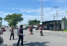 Pasca Lebaran, Polda NTB Atur Arus Lalu Lintas di Pasar Pagesangan