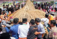 Rebutan Topat hingga Peresean, Loang Baloq Jadi Panggung Budaya Lebaran Topat