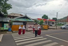 Polsek Rasanae Timur Gelar Rawan Pagi, Antisipasi Kemacetan di Sejumlah Titik