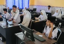 Siswa MTsN 2 Lombok Barat Tunjukkan Kesiapan Hadapi Ujian lewat Gladi TKA