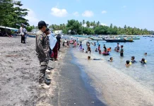 Satpol PP KLU Siagakan 80 Personel Amankan Lebaran Topat di Destinasi Wisata