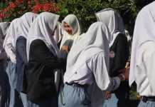 Hari Pertama Masuk Sekolah, SMKN 1 Kayangan Gelar Halalbihalal Penuh Kehangatan