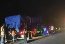Motor Tabrak Truk Parkir, Satu Tewas