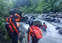 SAR Mataram Lakukan Pencarian Korban Hanyut di Air Terjun Tibu Ijo