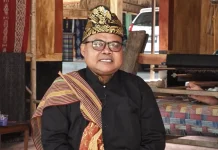 Kalau Identitas Hilang, Tenun Tinggal Cerita