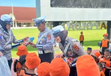 Tanamkan Keselamatan sejak Dini, Ditlantas Polda NTB Edukasi Siswa SD