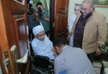 Hangat di Qamarul Huda Bagu,Kapolda NTB Temani Legislator DPR RI Temui Ulama Kharis