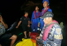 Tim Gabungan Evakuasi Jasad Pemancing di Perairan Batu Layar NTB