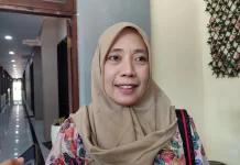 Sampah Picu Genangan, TRC PUPR Mataram Turun Tangan