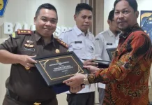 Kejari Bima Raih Peringkat I Lelang Barang Sitaan se-Bali Nusra