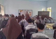 Tanamkan Jiwa Kepemimpinan sejak Dini, Polisi Sosialisasi ke Sekolah di Sanggar