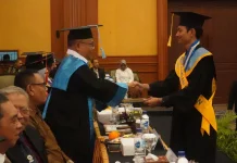 UNDIKMA Wisuda 362 Lulusan Sekaligus Kukuhkan Guru Besar Pendidikan Kimia
