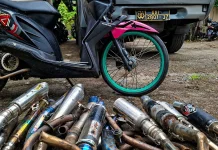 Polsek Bayan Razia Knalpot Brong di Pelabuhan Carik, Belasan Kendaraan Ditindak