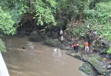Remaja 13 Tahun Hanyut di Sungai Kuripan, SAR Mataram Lakukan Penyisiran