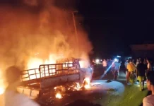 Pick Up Bermuatan 2.000 Liter BBM Subsidi, Terbakar di Dompu