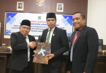 Bupati Lombok Utara Terima Rekomendasi DPRD atas LKPJ 2025