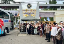 Polda NTB Kawal Keberangkatan 393 Jemaah Haji Kloter 7 Asal Lombok Tengah