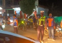 Satlantas Polres Bima Kabupaten Kawal Keberangkatan Jamaah Haji dari Bolo