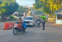 Pagi Sibuk, Satlantas Polres Bima Siaga Antisipasi Macet dan Kecelakaan