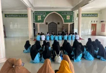 Sat Binmas Polres Lotim Sosialisasi Antiradikalisme di SMA IT Dianul Fikri