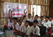 Telkomsel Hadirkan Ekosistem Belajar Digital di 7 Sekolah Flores