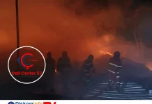 Delapan Jam Jinakkan Api Gudang Rongsokan Janapria, Damkar Habiskan 13 Tangki Air