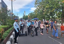 Polisi Hadir di tengah CFD Udayana, Warga Makin Aman dan Nyaman Beraktivitas